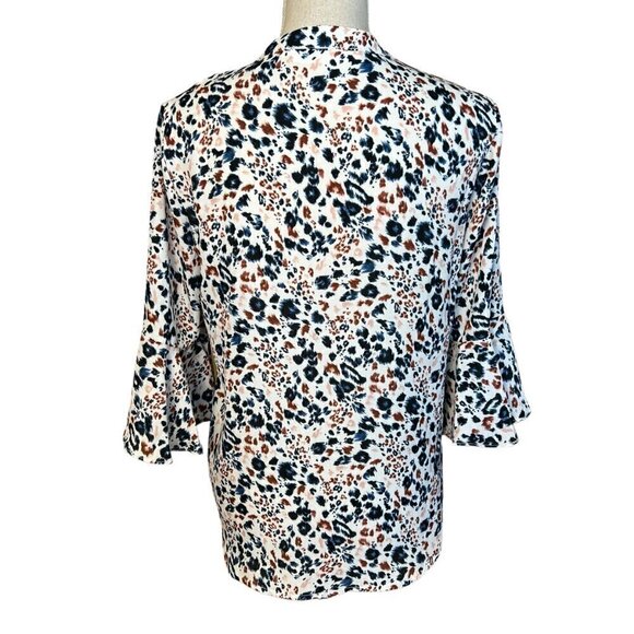 ASTR the Label Blouse Blue Multi Leopard Print Long Sleeves Size S Button Front - Picture 2 of 11